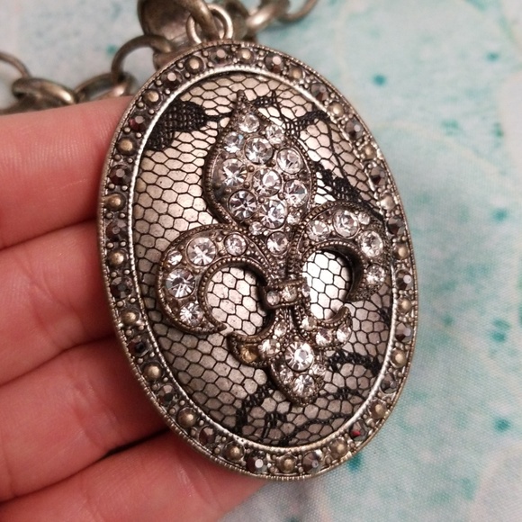 Rustic Rhinestone Necklace - Picture 3 of 5